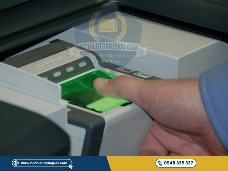 Người bị từ chối visa Trung Quốc vì vân tay không rõ ràng